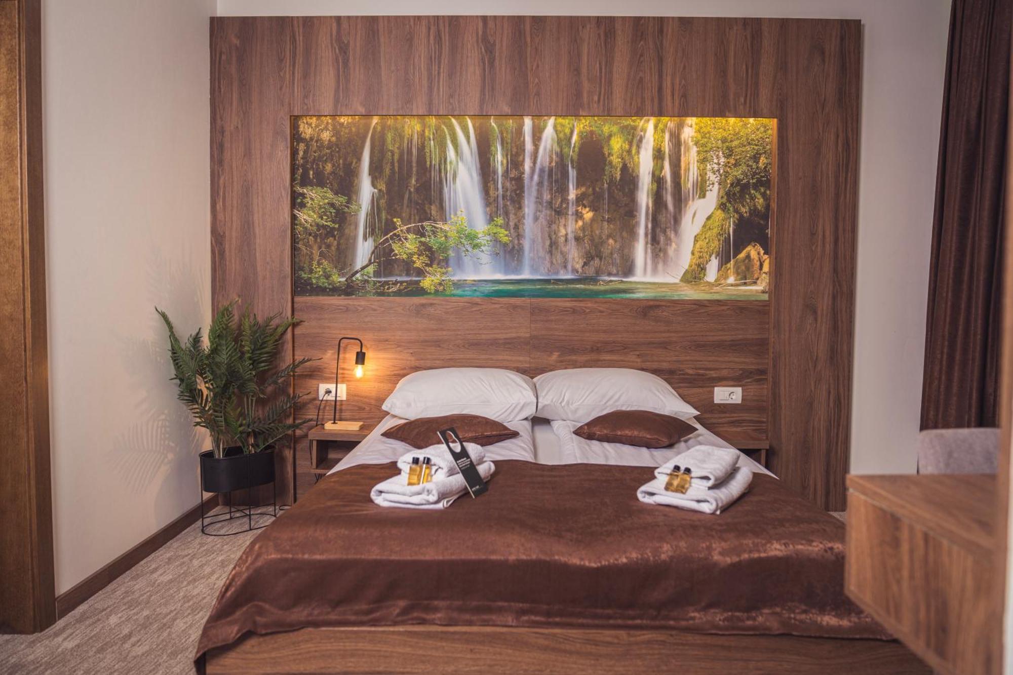Hotel Tazz - River Front Oasis Collection Bihać Eksteriør bilde